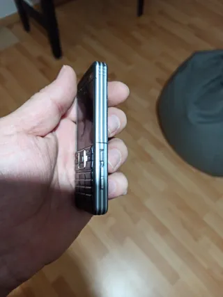 Sony Ericsson c902 Movistar Telefono Mobile Vintage