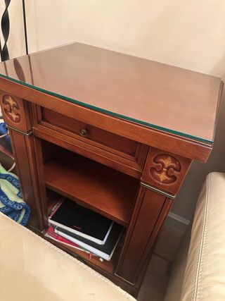 Muebles de salón de madera y cristal