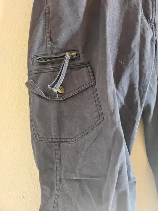 Pantalón pirata negro