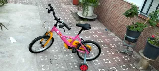 Bicicleta infantil 16 casi sin uso
