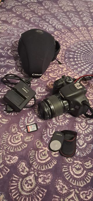 Canon EOS 600D + Accesorios