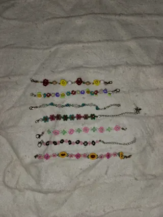 Colección pulseras flores