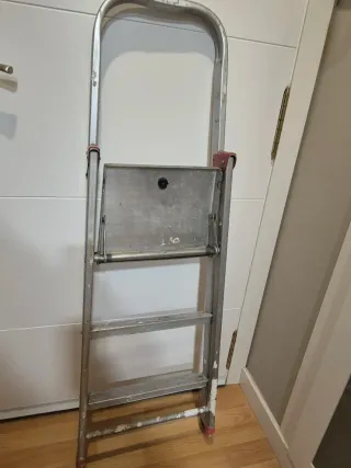 Escalera aluminio 3 peldaños