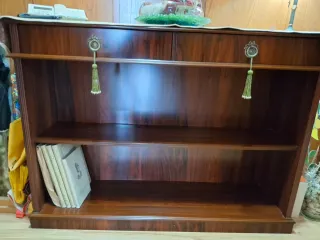 Mueble recibidor madera de cerezo con cajones