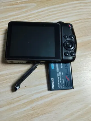 Cámara de fotos Digital CASIO Exilim 12.1 MP