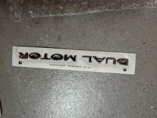 Anagrama Dual Motor Tesla Original