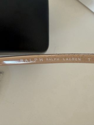 Gafas de sol Ralph Lauren ojo de gato negras y dor