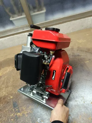 Motobomba gasolina nueva + 2 mangueras