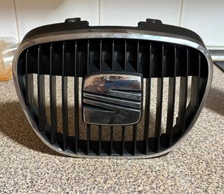 Rejilla frontal SEAT ibiza 6l