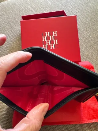 Billetera CH Monogram Negra Nueva
