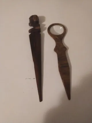 Abrecartas y lupa antiguos, vintage..