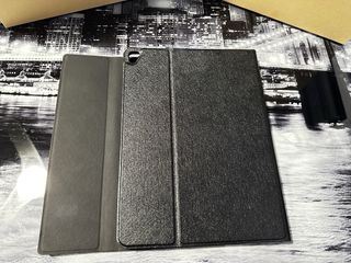 Funda + Teclado para iPad