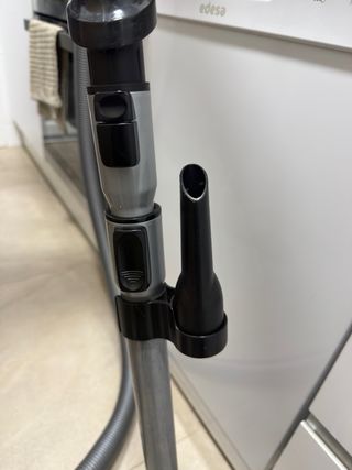 Aspiradora Philips Power Pro Compact