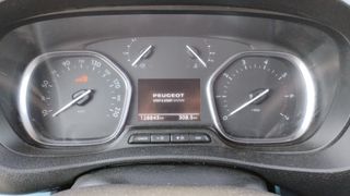 Peugeot Traveller BlueHDi 150 Allure Standard EAT6 132 kW (180 CV)