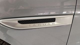 Jaguar XE 2.0 I4 S RWD Auto 184 kW (250 CV)