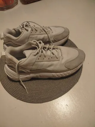 Zapatillas Adidas Beige/Blancas