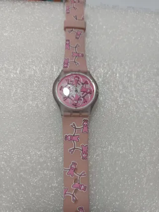 Orologio Swatch rosa con pupazzi