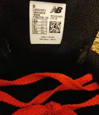 New Balance 9060 Scarpe Uomo prisma viola