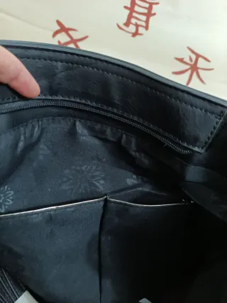 Bolso grande floral nuevo.