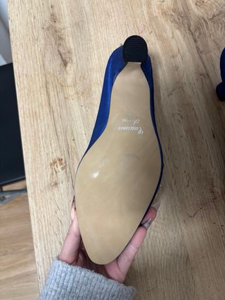 Zapatos de fallera azules con lazo