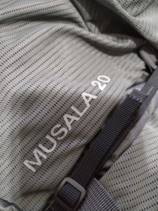 Mochila Altus Musala 20 Gris