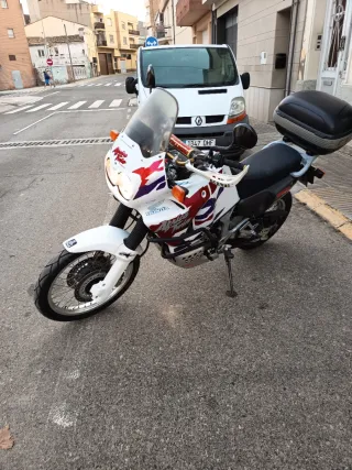 Honda África Twin 750 Trail