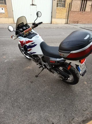 Honda África Twin 750 Trail