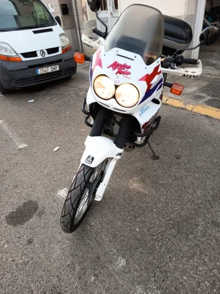 Honda África Twin 750 Trail