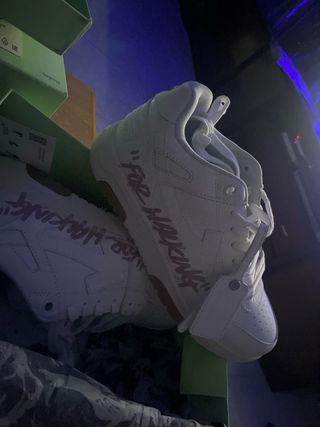 Zapatillas Off-White Blancas y Rosas