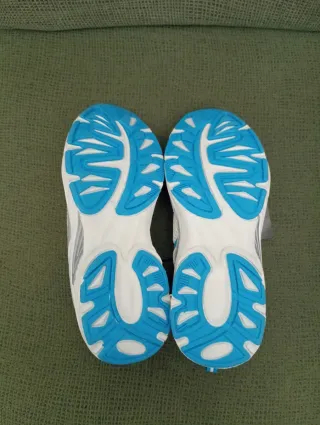 Zapatillas deportivas Runfit mujer talla 37. Nueva