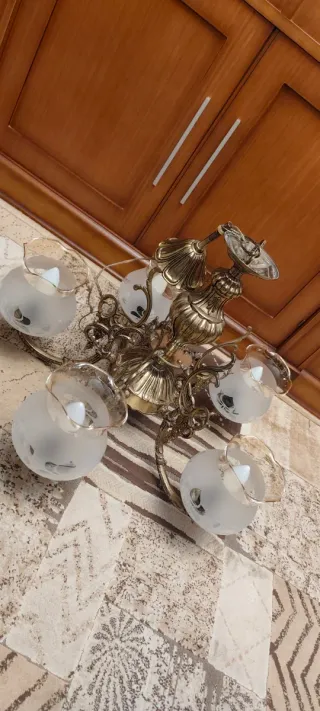 Lámpara de bronce y cristal