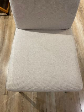 Juego de 4 sillas beige tapizadas