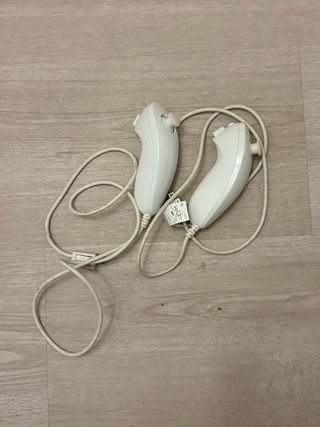 Consola Nintendo Wii + Wii Sports + dos mandos