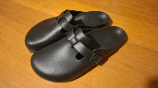 Zuecos Birkenstock Negros