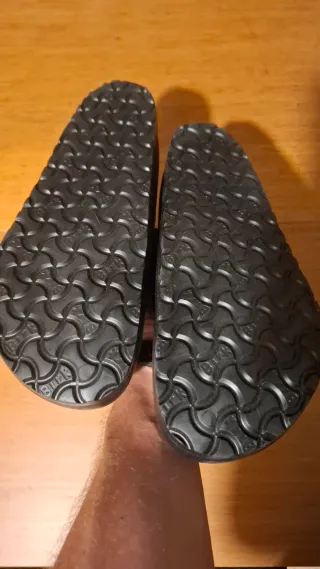 Zuecos Birkenstock Negros