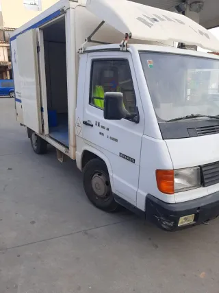 Camión Mercedes-Benz