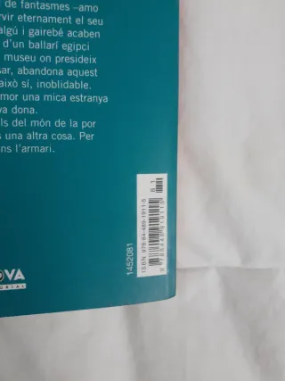 No mireu sota el llit (Antaviana Nova) (Catalan...