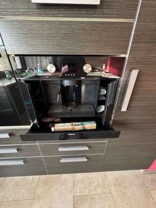 Cafetera Teka LC 835MC (Reparada garantia 6 meses)