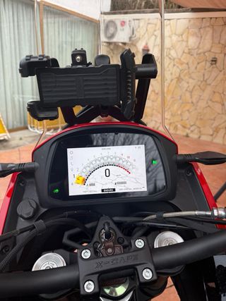 Moto Morini Xcape 649  Gold. Trail - 6800km. 08/24