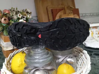 Zapatillas Salomon Mujer Negras/Rojas Nuevas