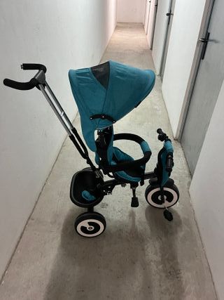 Triciclo Kinderkraft con capota y seguridad