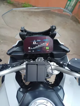 BMW F900XR 2025 - Garantía y Mantenimientos