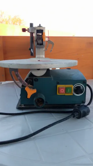 Sierra de marquetería Ryobi 406mm