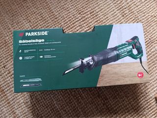 Sierra de sable Parkside a estrenar