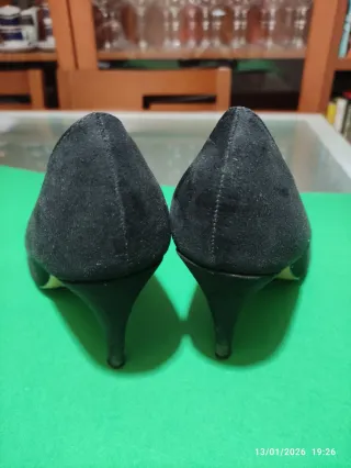 Zapatos de tacón negros