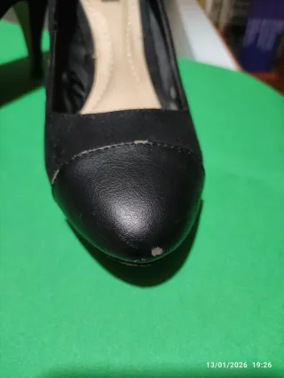 Zapatos de tacón negros