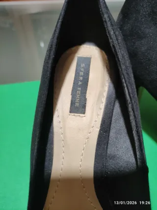 Zapatos de tacón negros
