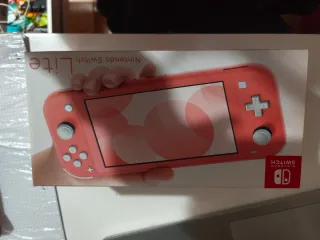 Nintendo Switch Lite Coral
