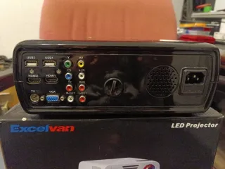 Proyector LED Excelvan