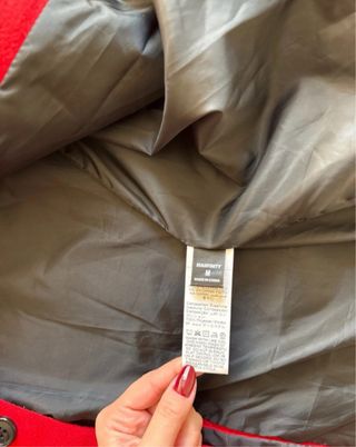 Gabardina roja hombre